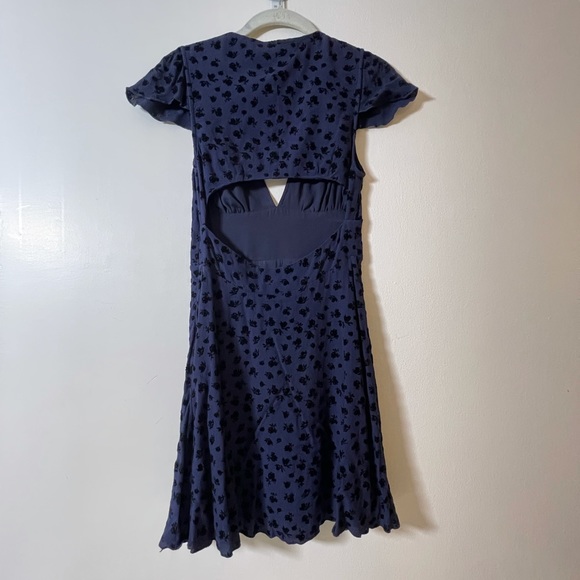 Aritzia Sunday Best Navy Floral V Neck Skater Dress - Picture 3 of 4